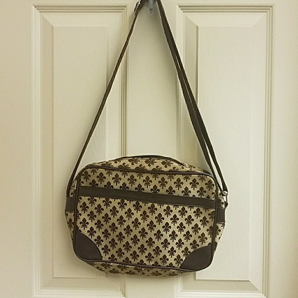 Crossbody bag